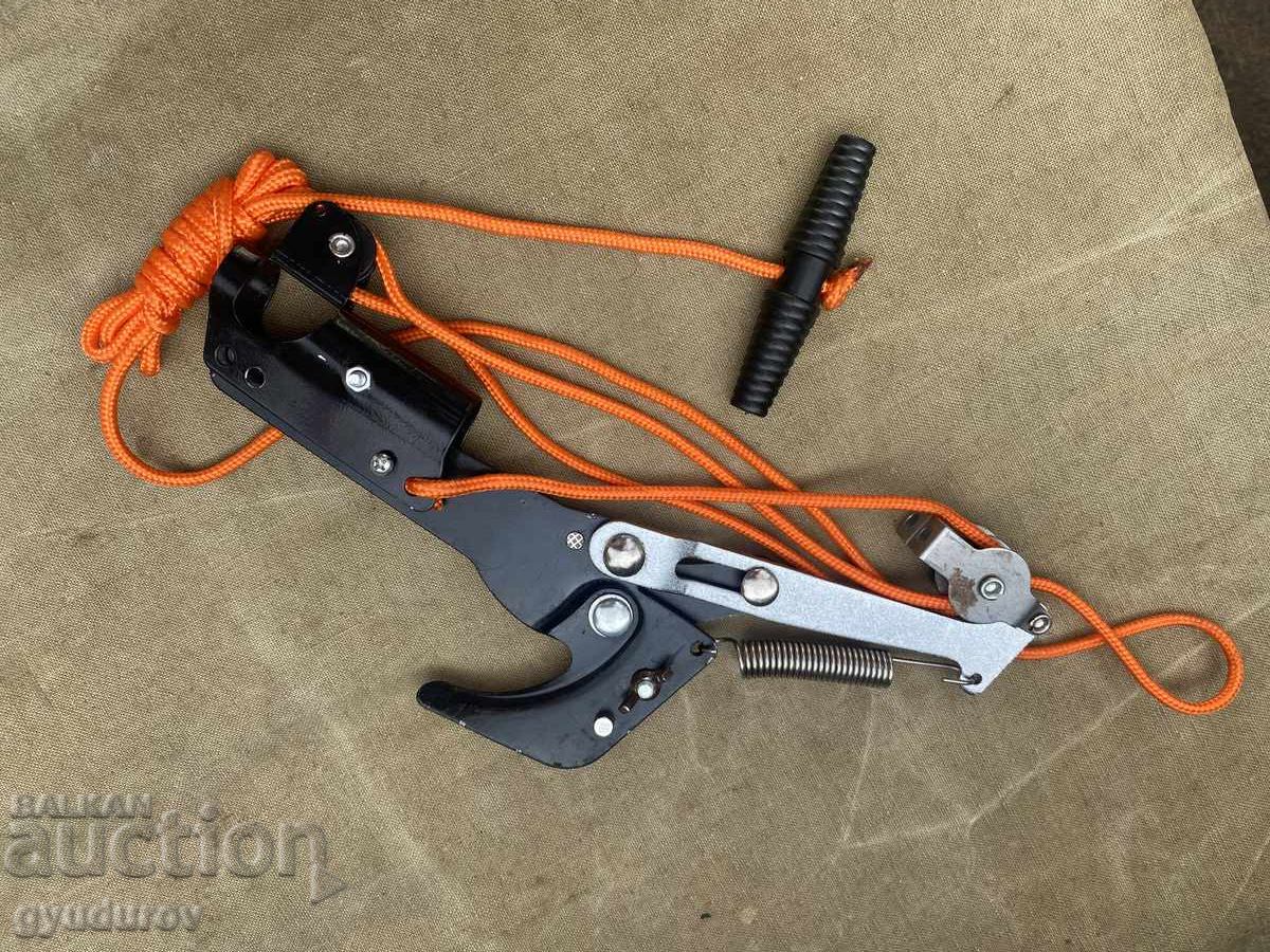 Foarfece cu preț € 10.00 | 19.56 BGN