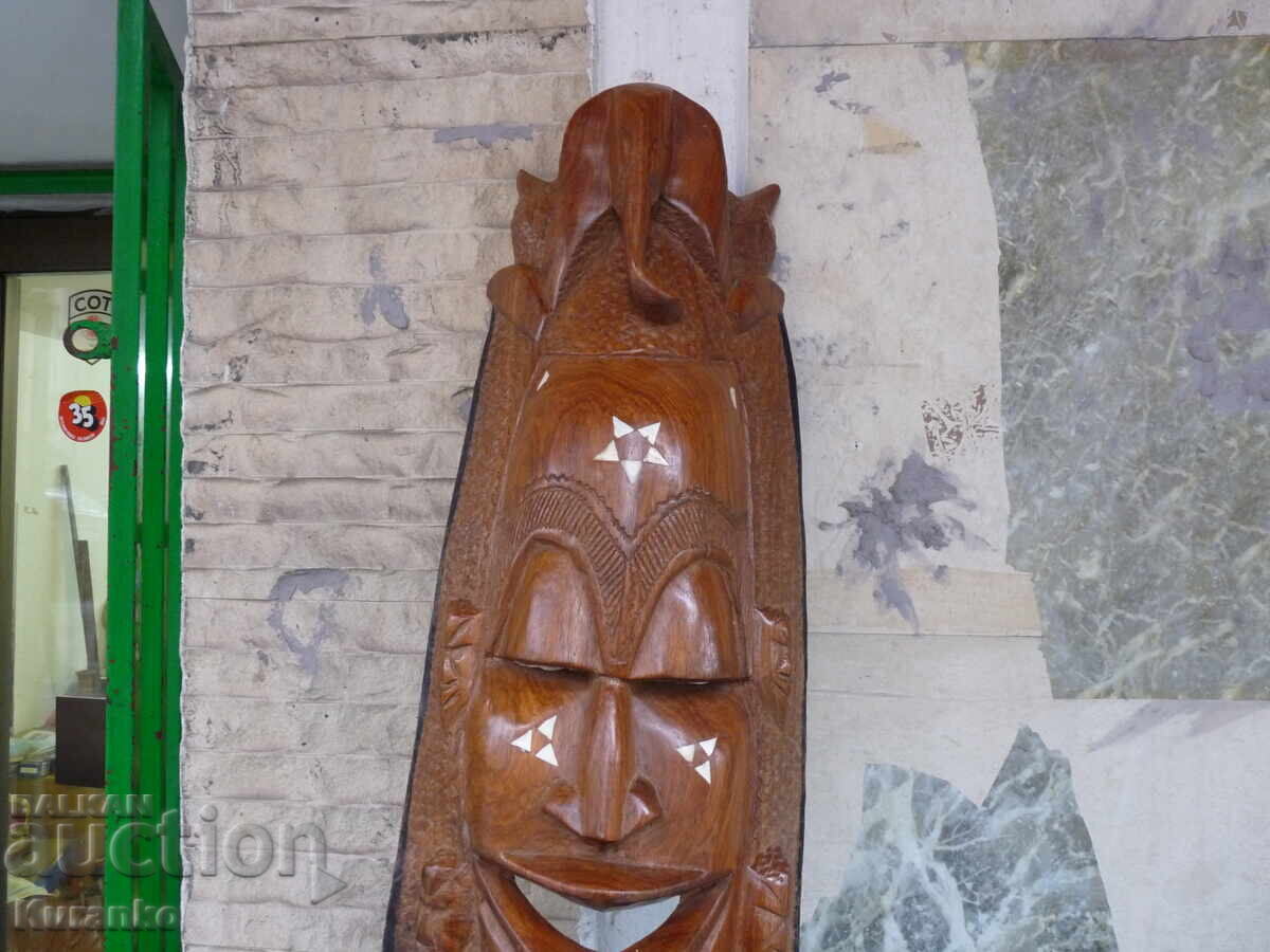 Livrarea Veche figurină masivă din lemn