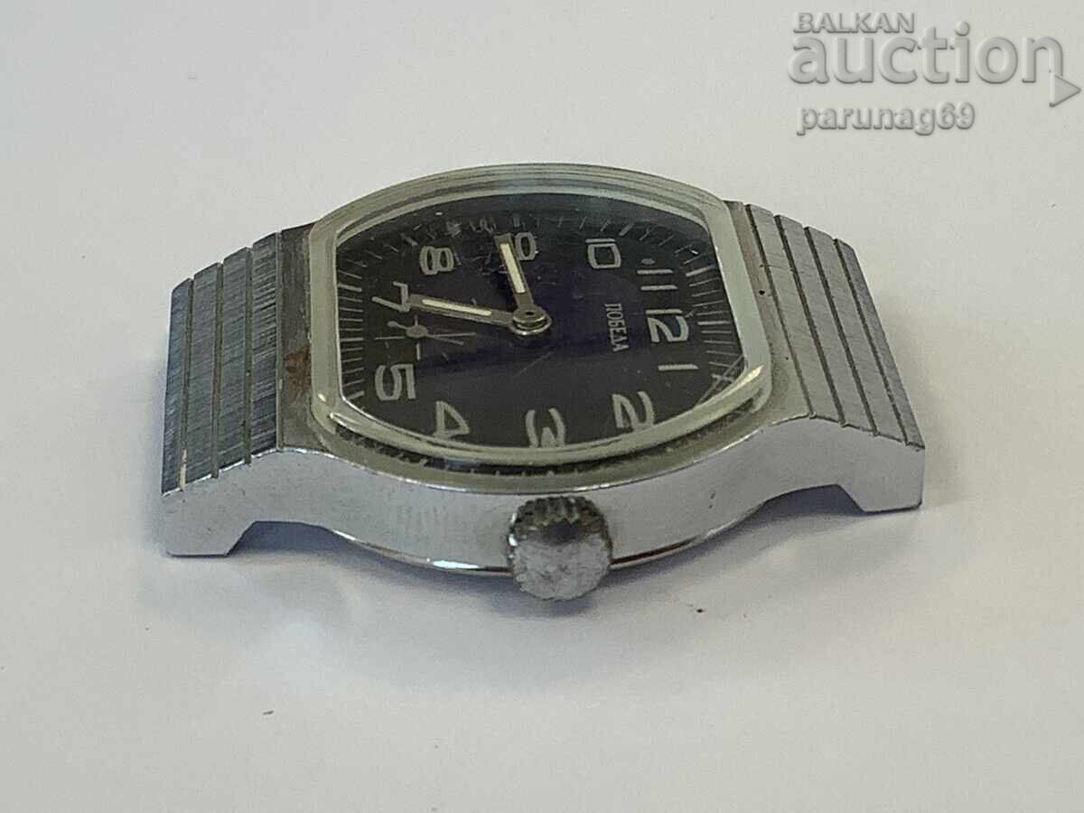 Σοβιετικό Ρολόι Vintage ΠΟΜΠΕΔΑ - Μηχανικό με τιμή € 12.00 | 23.47 BGN