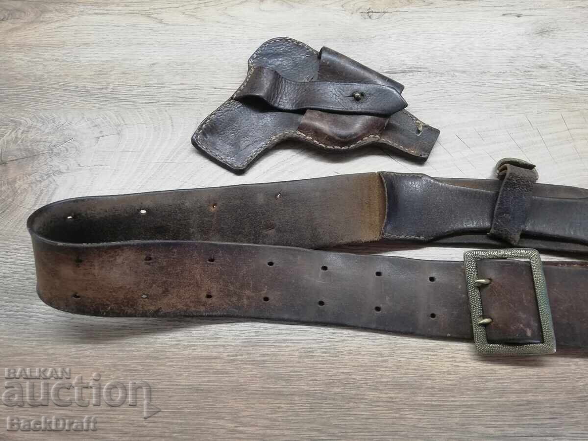 Стар Царски Офицерски Боен Кожен Колан с Кобур,Тока Т М с цена € 79.00 | 154.51 лв.