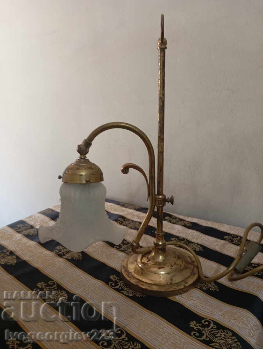 Livrarea Lampă de masă în stil art nouveau
