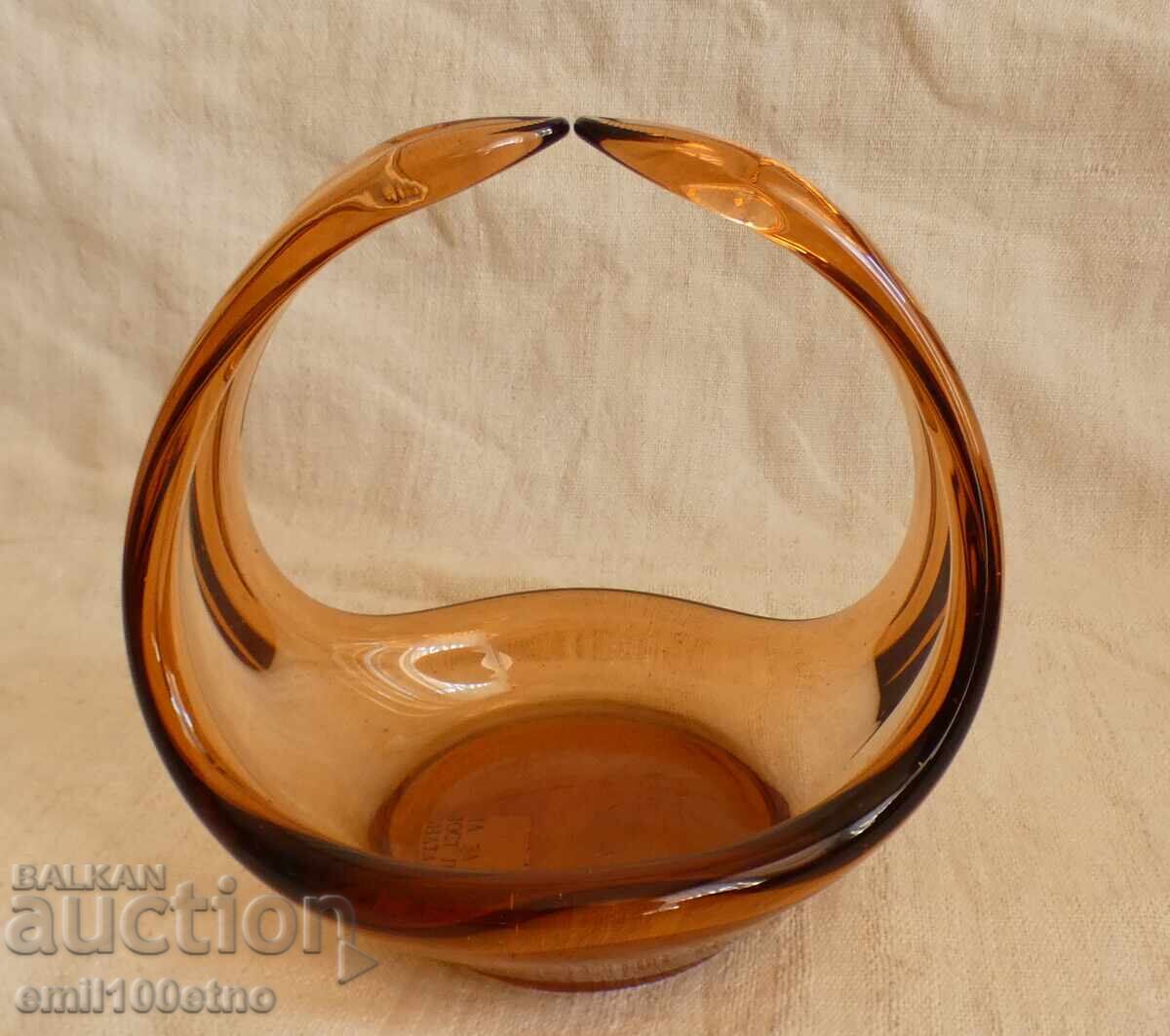 Μπομπονιέρα - καλάθι από μασίφ πολύχρωμο γυαλί χειροποίητο με τιμή € 5.00 | 9.78 BGN