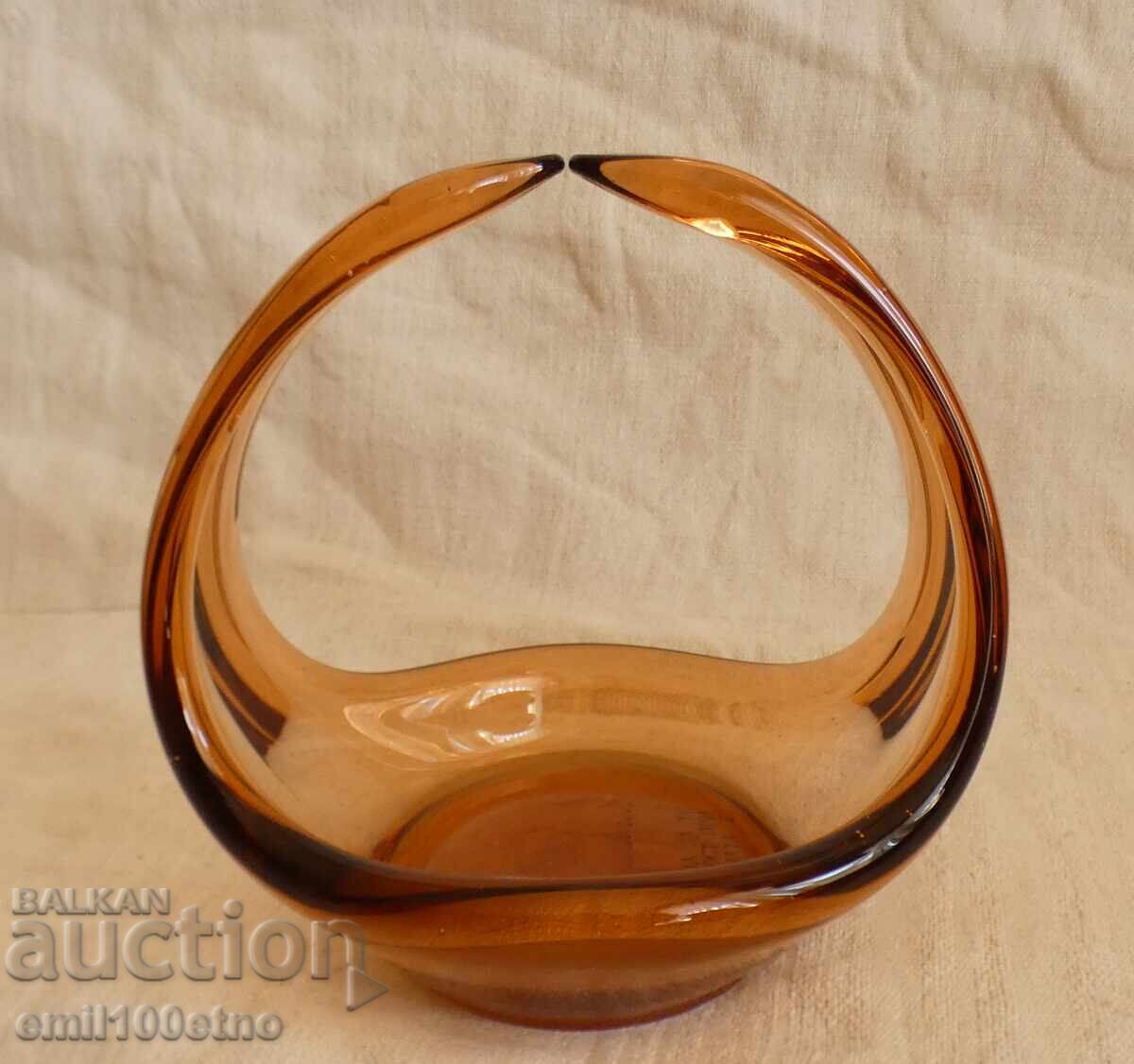 Μπομπονιέρα - καλάθι από μασίφ πολύχρωμο γυαλί χειροποίητο