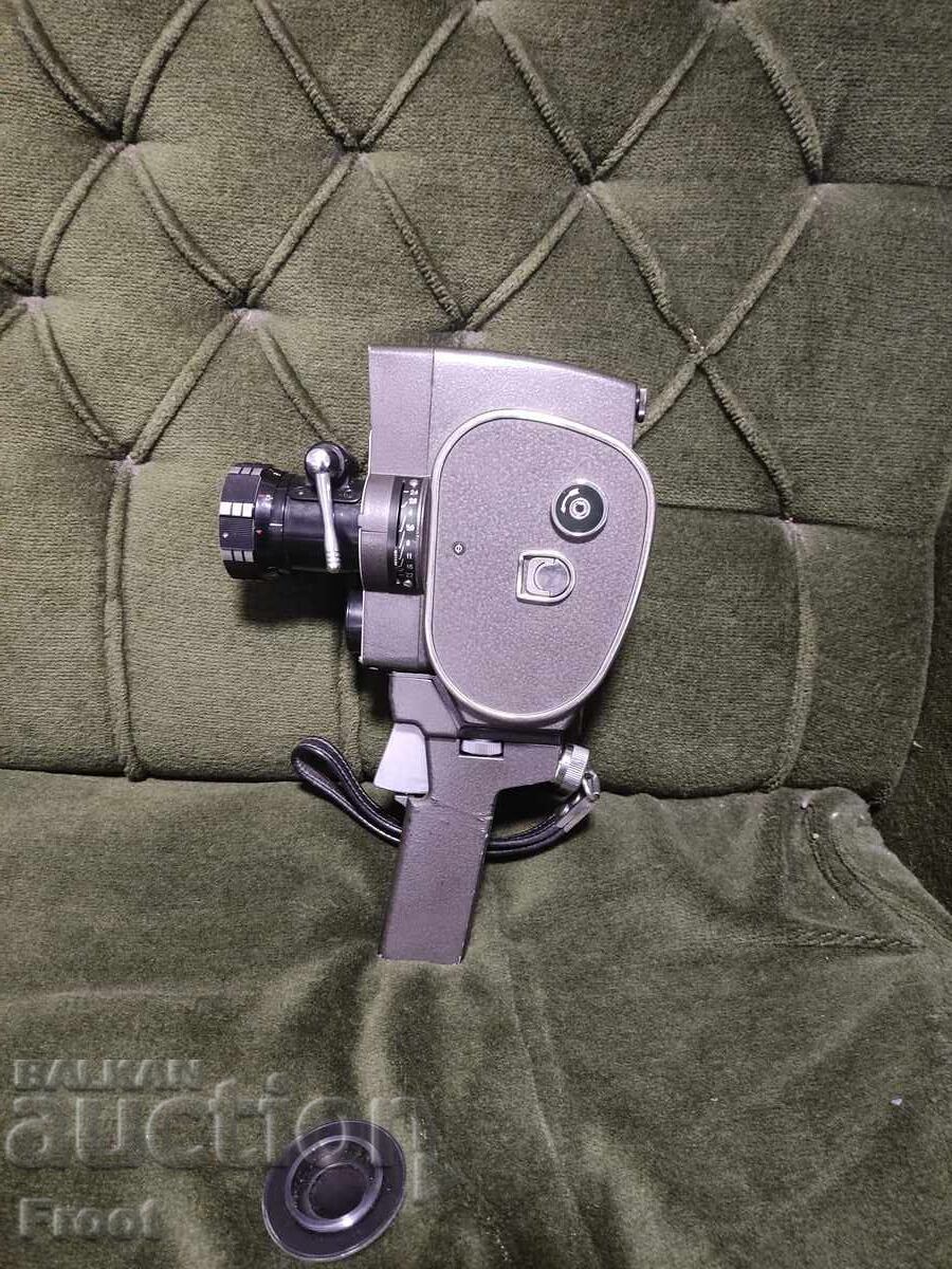 Livrarea Cameră Retro