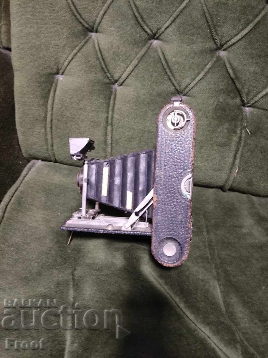 Auction  Vintage retro camera
