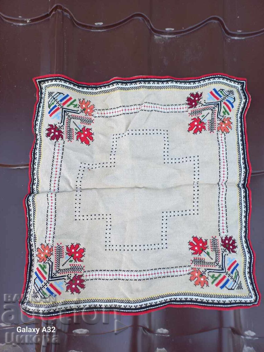 OLD EMBROIDERED SQUARE