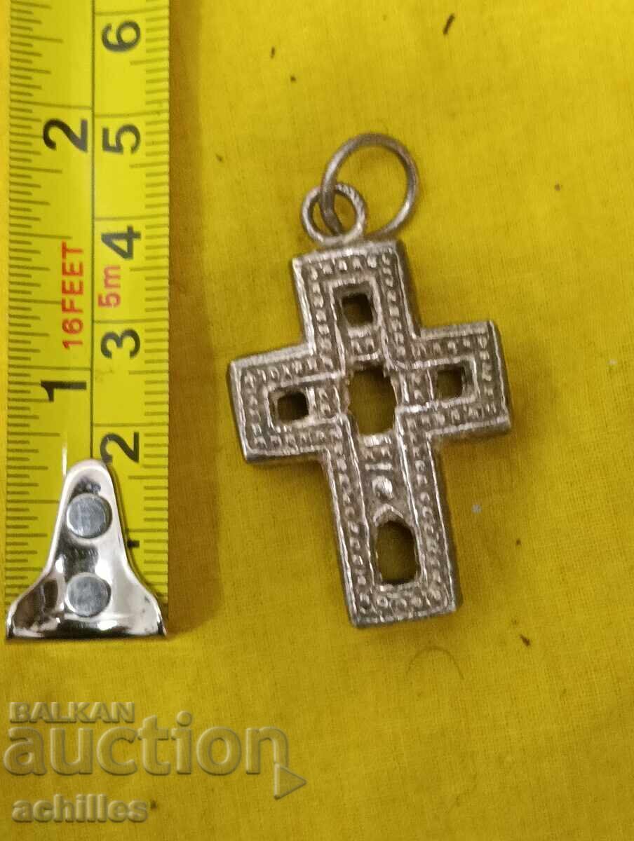 Licitație cruce renascentista