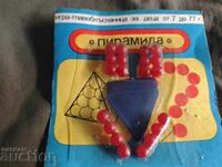 игра-главоблъсканица „Пирамида" 1989