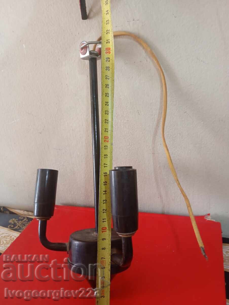 Candelabru vintage cu preț € 13.00 | 25.43 BGN