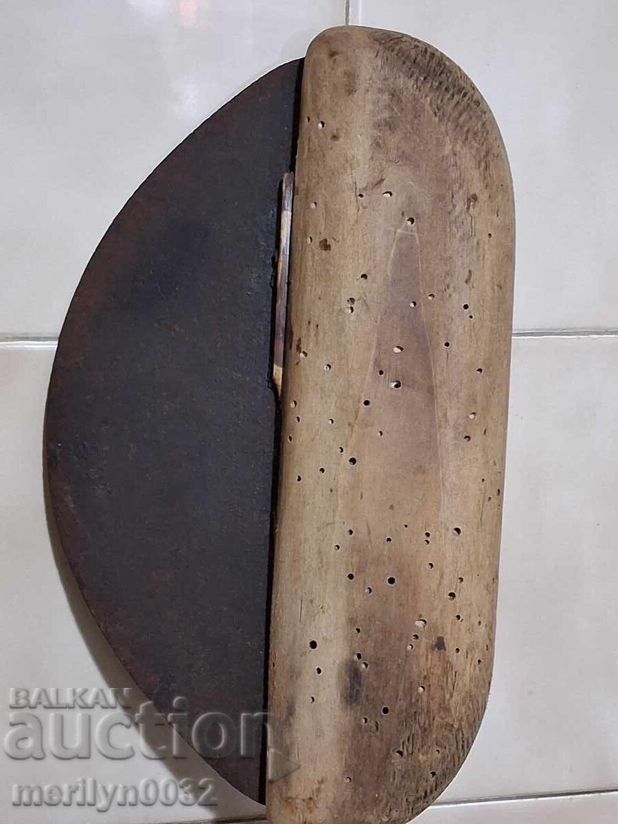 Χειροποίητη ταμπάκωσι ράσπα αρχές 20ου αιώνα σίδερο λαβή με τιμή € 19.99 | 39.10 BGN