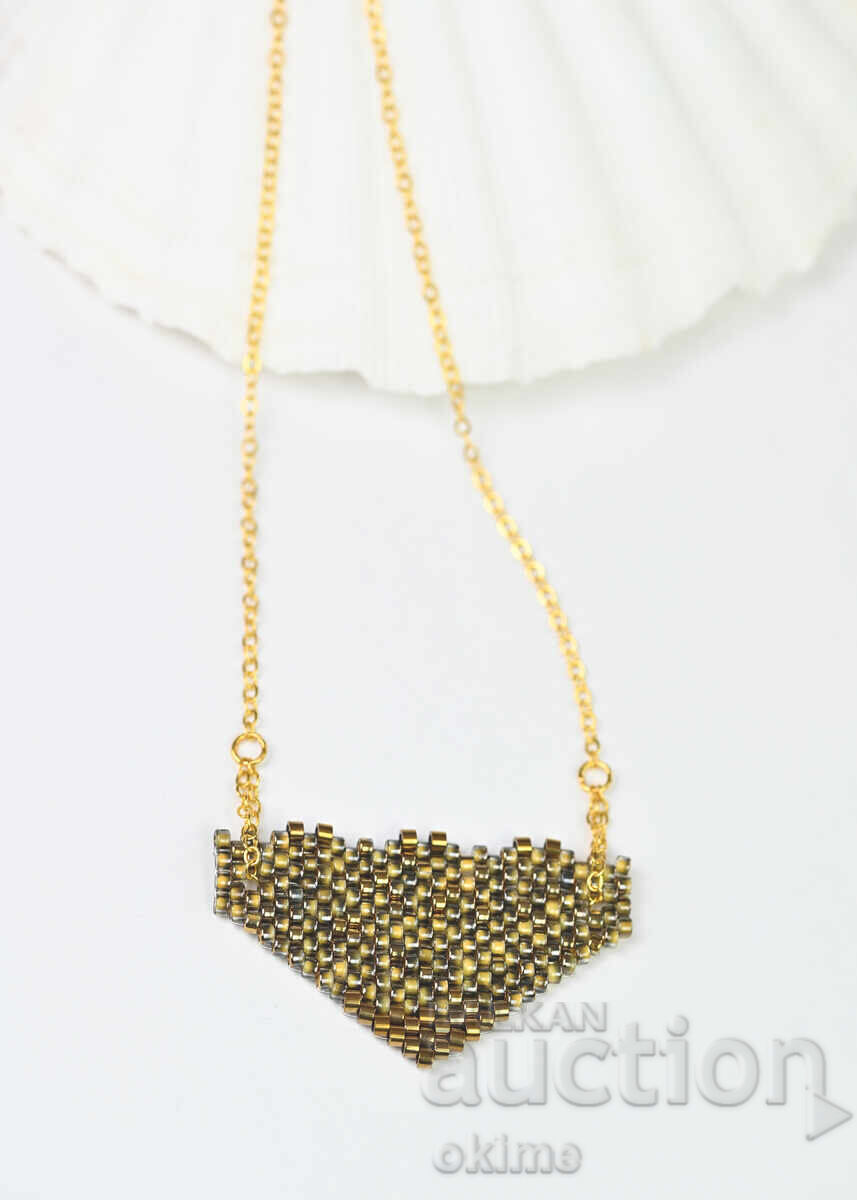 Κολιέ "Σκούρα-χρυσή κορυφή" με τιμή € 22.10 | 43.22 BGN