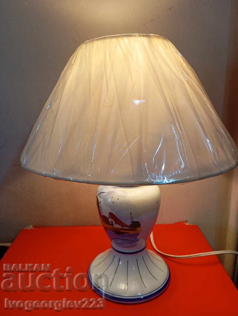 Livrarea Lampă de masă vintage