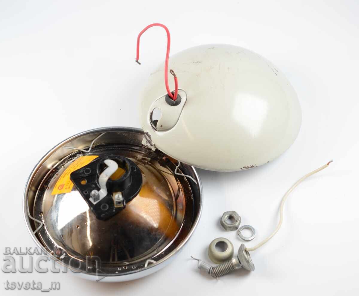 Far retro pentru vehicul Bulgaria cu preț € 15.00 | 29.34 BGN