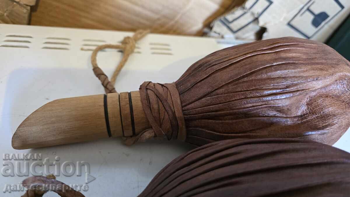 Delivery of Leather flasks - 2 pieces