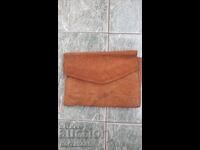 Стара кожена чанта