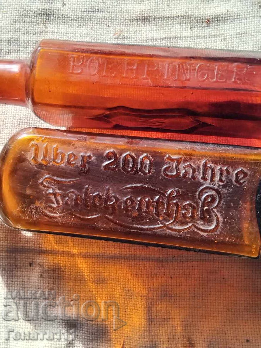 Παράδοση Παλιά γυάλινα μπουκάλια Παράδοση Παλιά γυάλινα μπουκάλια