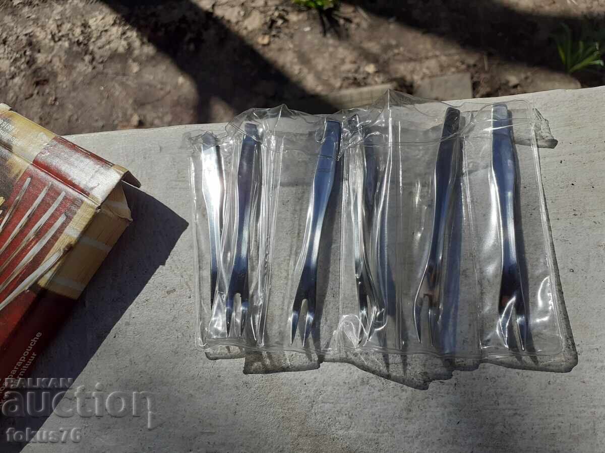 Παράδοση WMF - Νέα πιρούνια για γλυκά με αυθεντικό κουτί