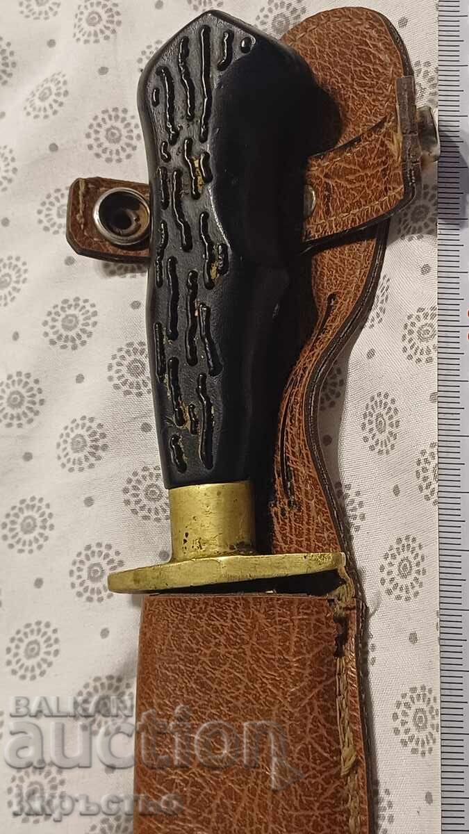 Cuțit de vânătoare vechi, tip pumnal, lamă ascuțită! Solingen cu preț € 12.12 | 23.70 BGN