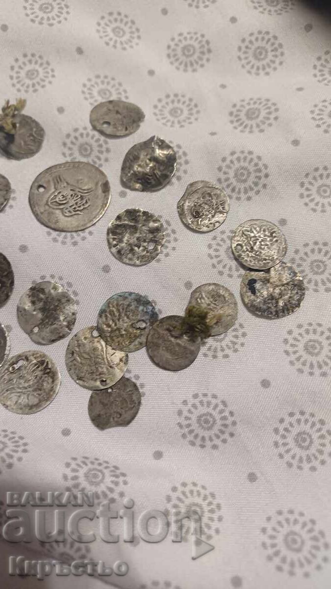 21 bucăți monede akçe otomane de argint ! cu preț € 18.57 | 36.32 BGN