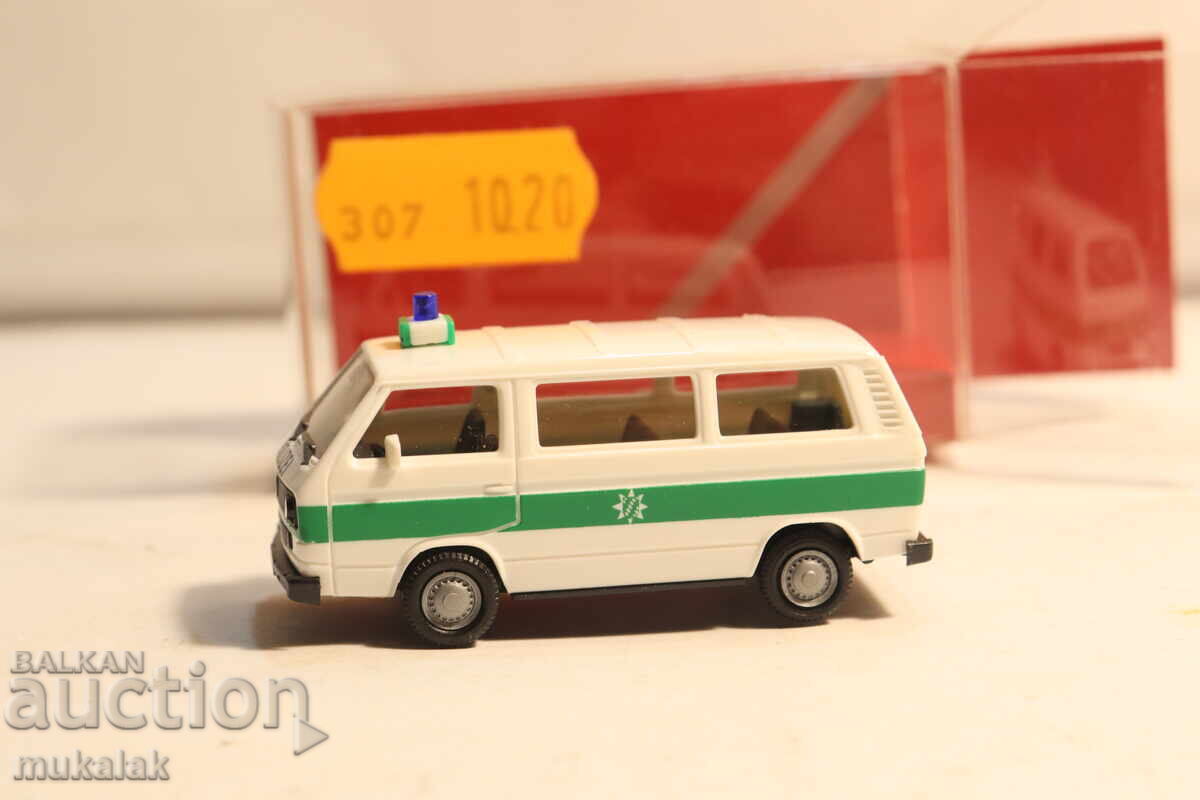 HERPA H0 1/87 VW T3 TRANSPORTER POLICE ПОЛИЦИЯ КОЛИЧКА с цена € 5.00 | 9.78 лв. HERPA H0 1/87 VW T3 TRANSPORTER POLICE ПОЛИЦИЯ КОЛИЧКА с цена € 5.00 | 9.78 лв.