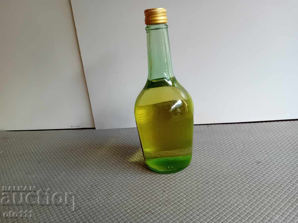 STICLĂ VECHE DE RAKIA DE STUGURI ASENOVGRADSKA cu preț € 50.00 | 97.79 BGN