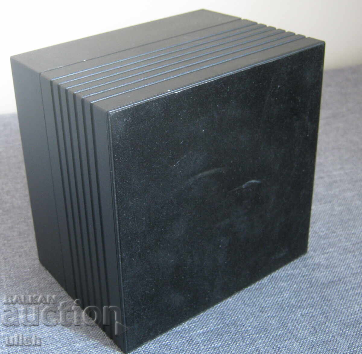 Delivery of Kutia prazna Candino chasovnik