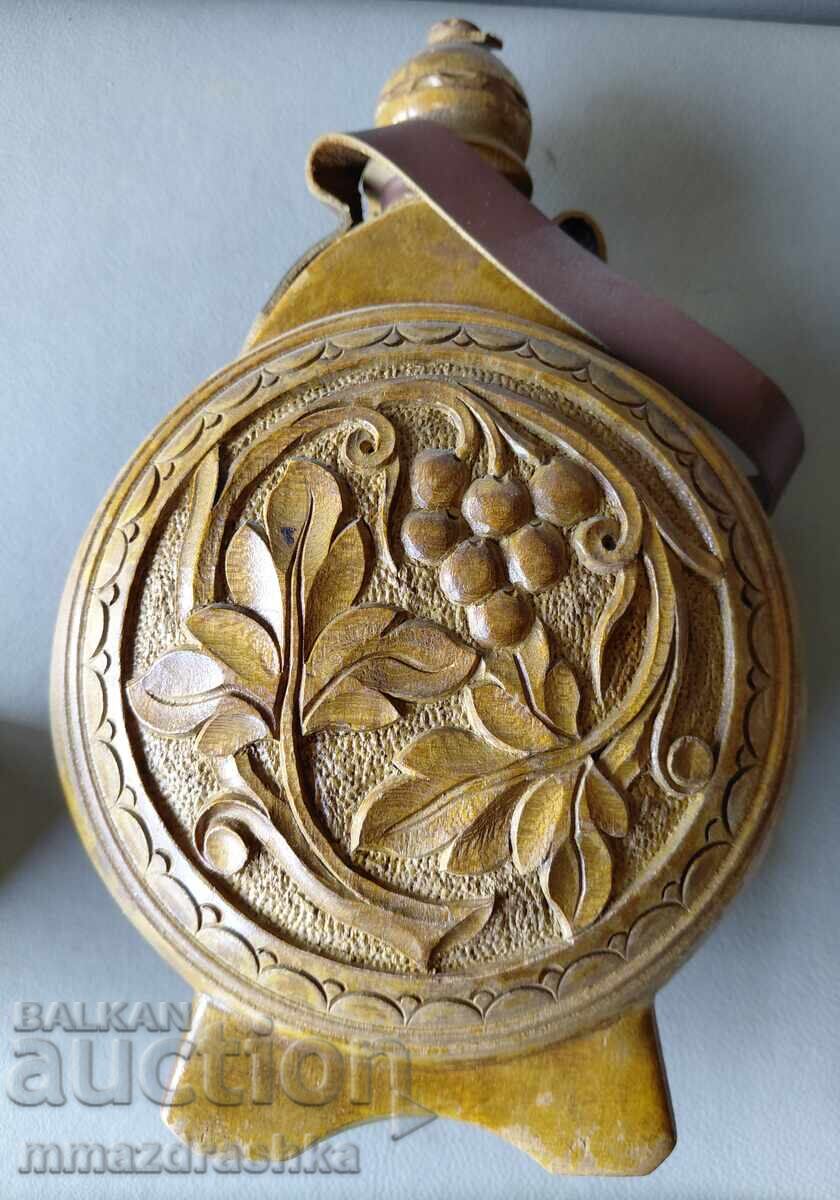 Dyrvorezbovana byklitsa Dyrvorezbovana byklitsa