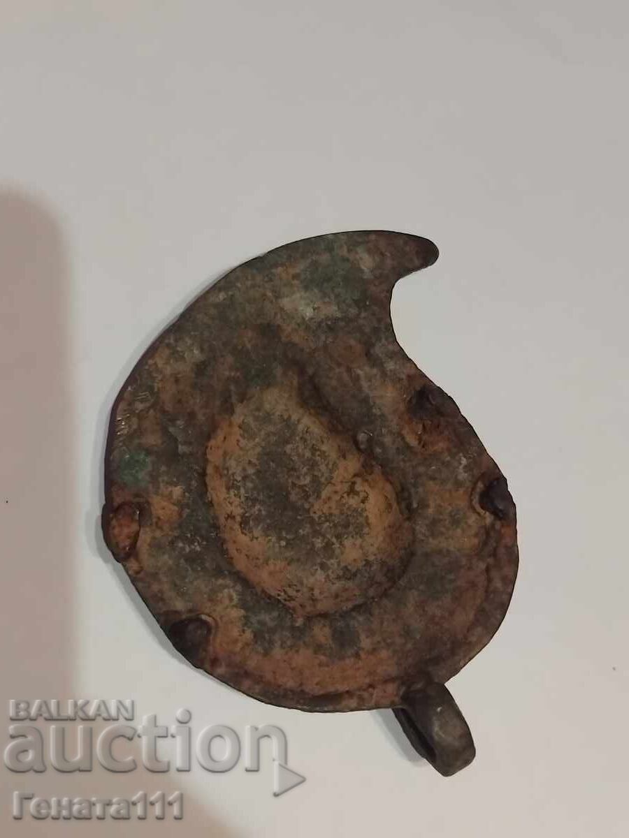 Аукцион Пафта за носия