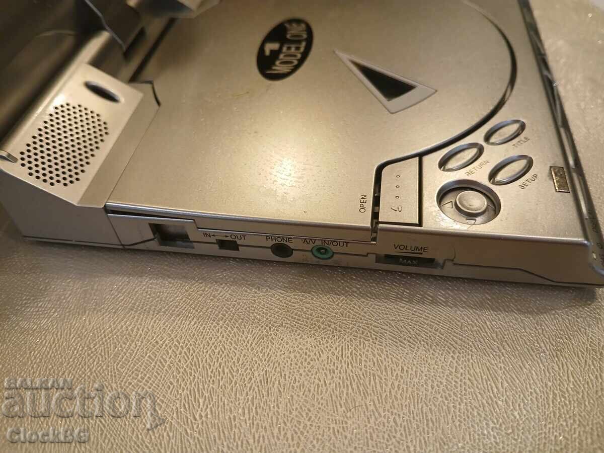 Портативен DVD плеър MODEL ONE - 6
