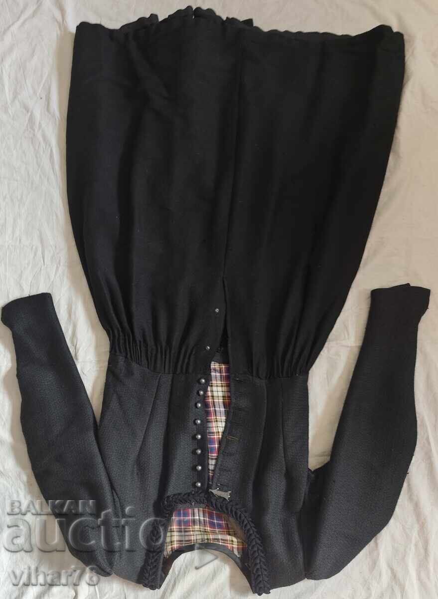 Auction  Old costume, sukman