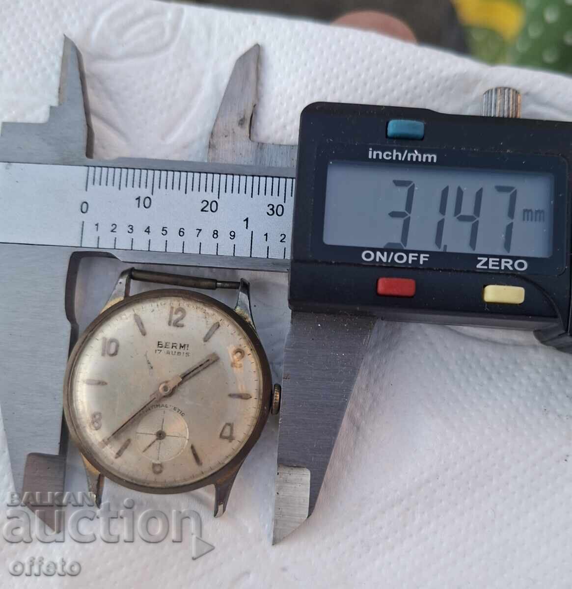 Доставка на ЧАСОВНИК SWISS MADE