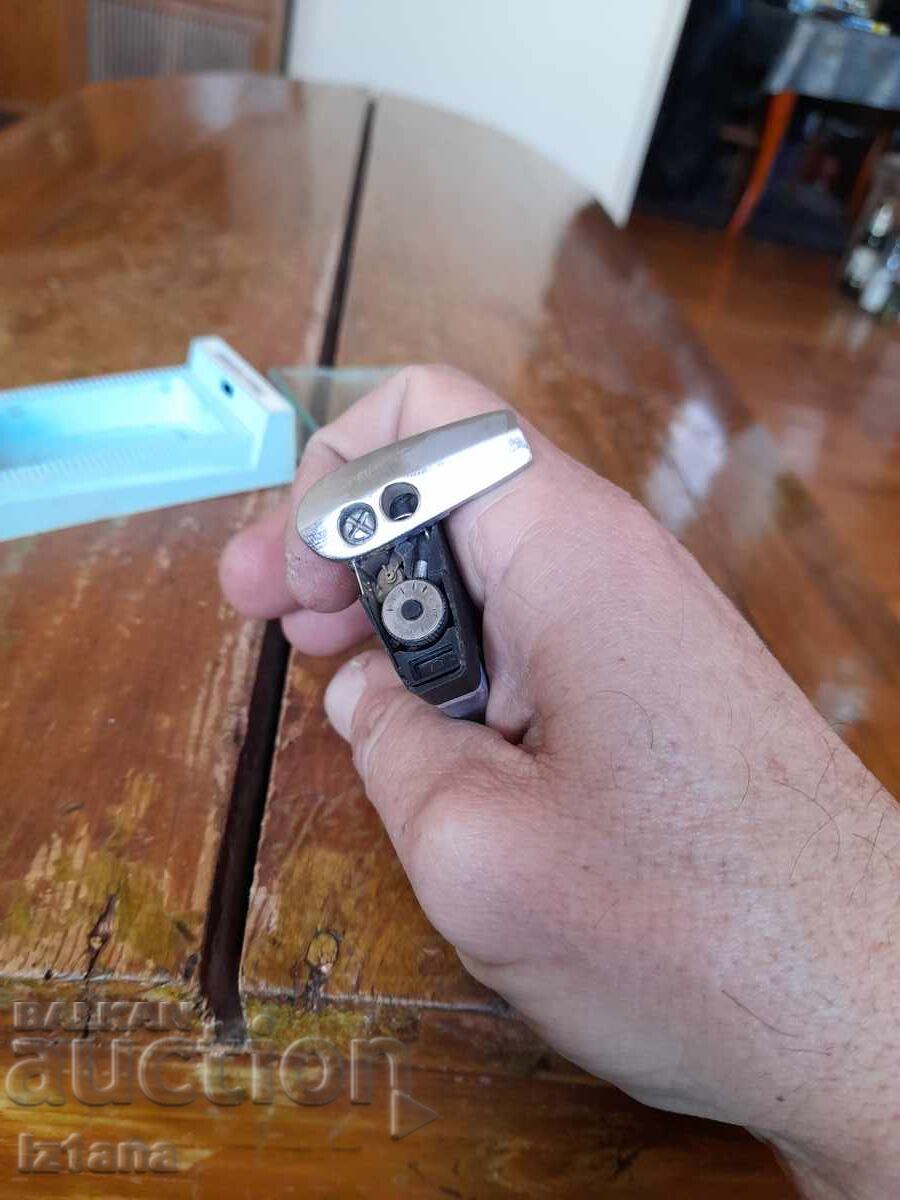 Brichetă veche ZMI - 7 Brichetă veche ZMI - 7