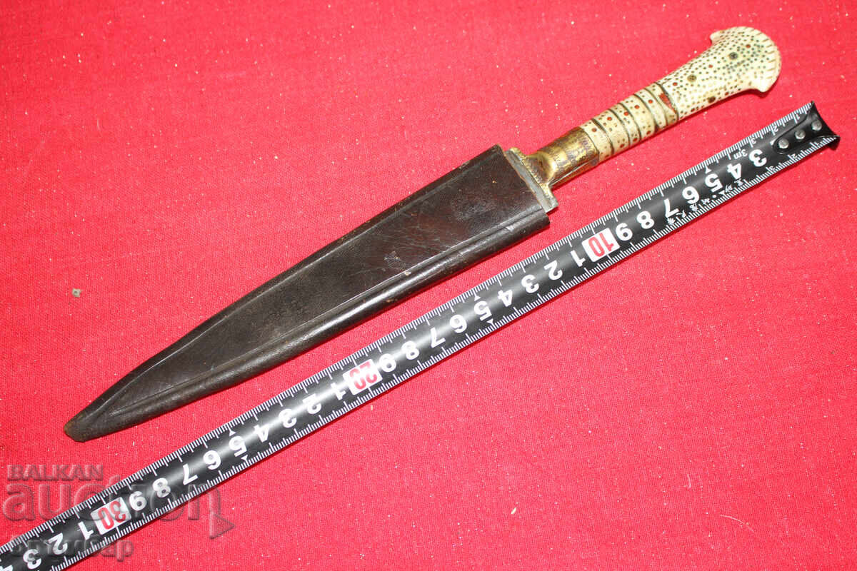 Rară sabie otomană bosniacă cu ornamente pe lamă cu preț € 290.00 | 567.19 BGN