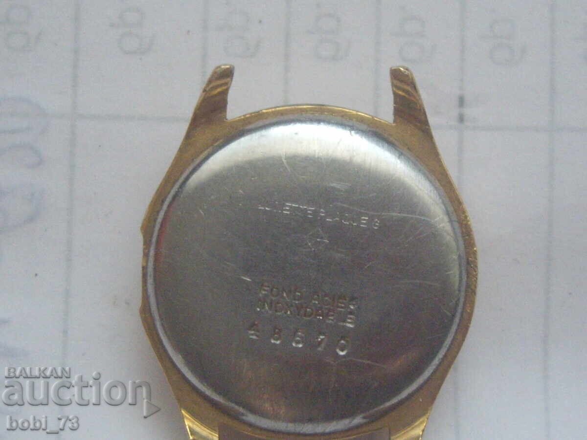 Ceas de aur pentru bătrâne. cu preț € 20.00 | 39.12 BGN