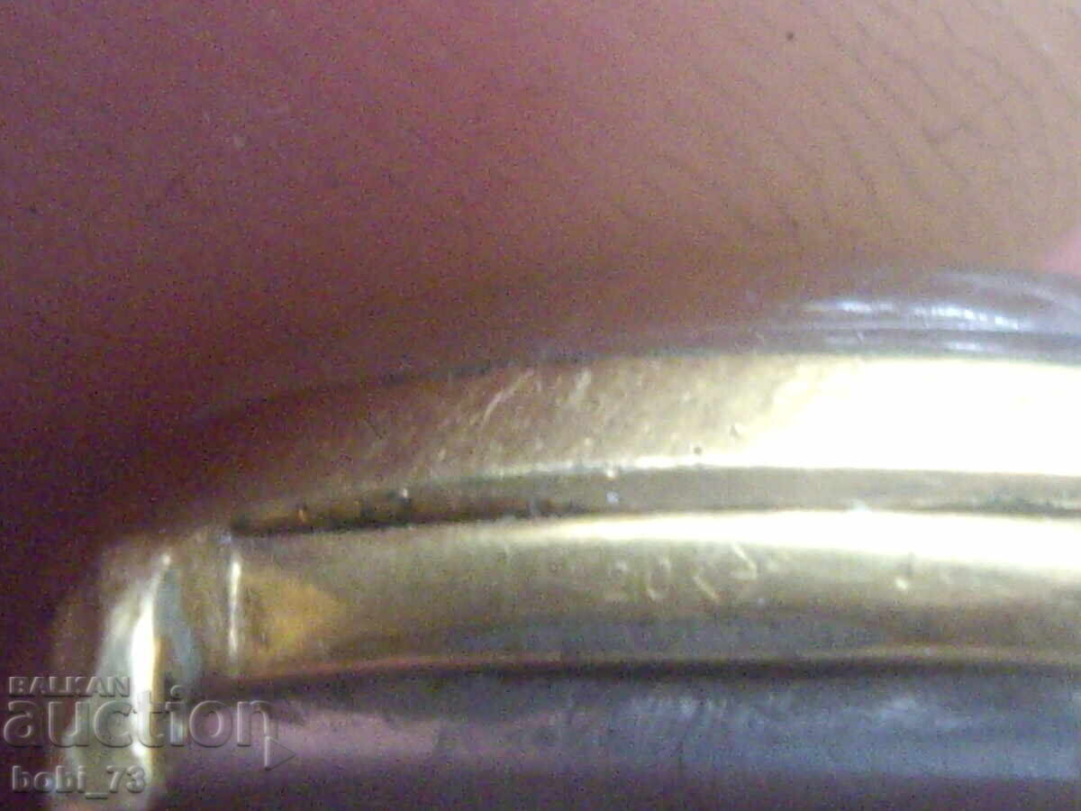 Livrarea Ceas de aur pentru bătrâne.