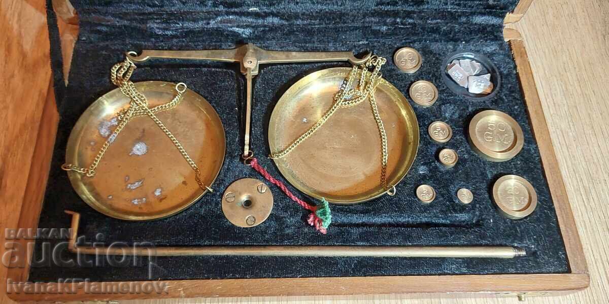 Παράδοση Ζυγαριά κοσμημάτων για γνώστες