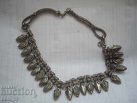 Παλιό μασίφ κολιέ τσόκερ