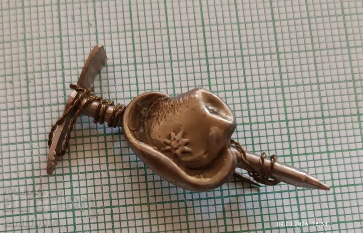 Insignă - Pălărie de turism, sfoară pixel