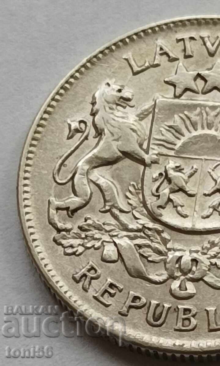 Delivery of Latvia 2 lats 1925