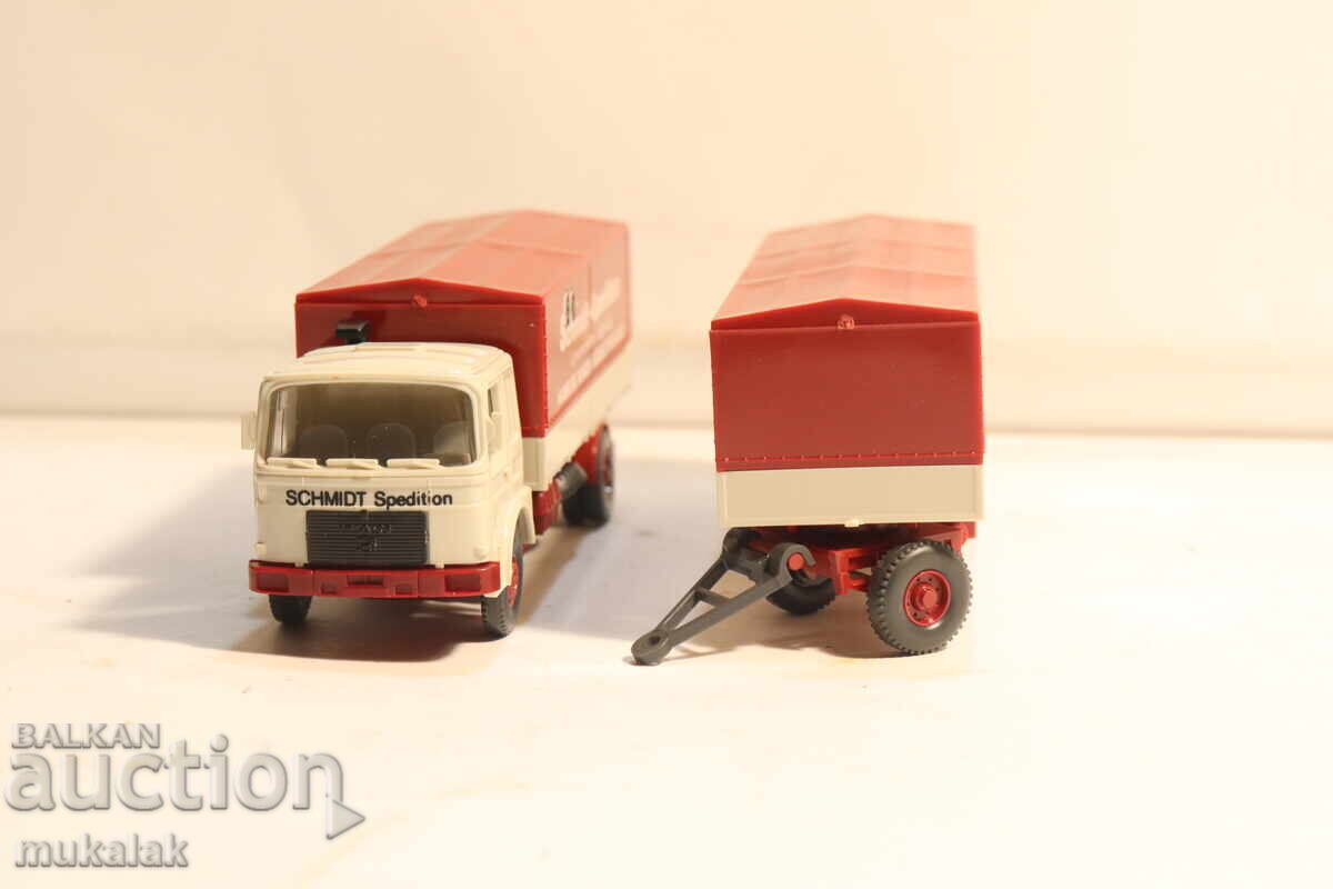 WIKING 1:87 H0 CAMION MAN MAN REMORCA MODEL cu preț € 6.00 | 11.74 BGN