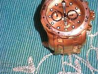 Beautiful Invicta watch, works perfectly