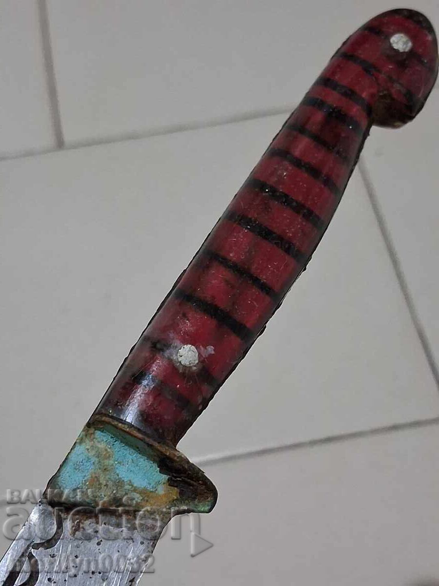 Livrarea Nozh ot vremeto na sotsializma NRB, bez kaniya