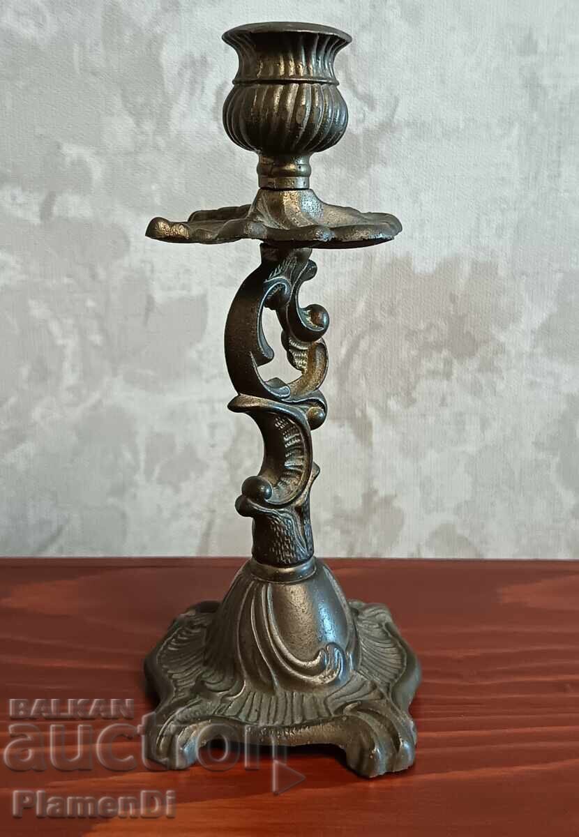 Suport de lumânări vintage, decorativ, din bronz/alamă cu preț € 35.00 | 68.45 BGN
