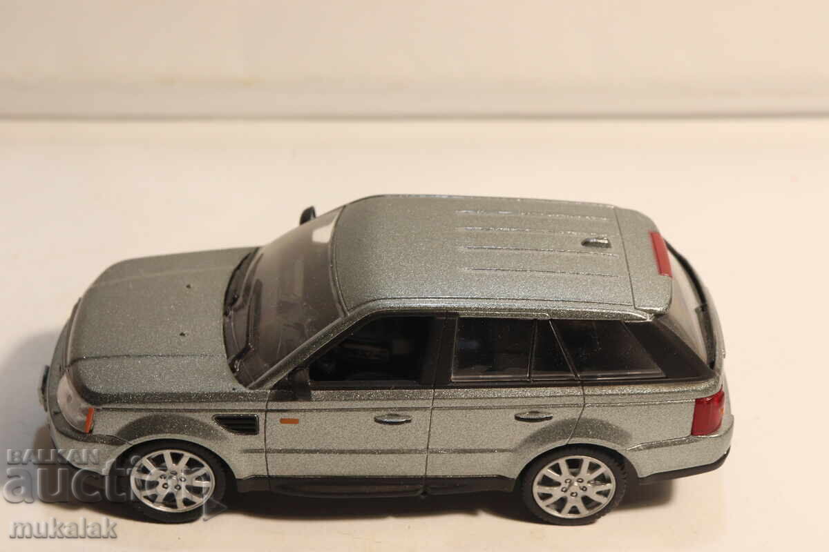 1/43 RANGE ROVER JEEP MAȘINUȚĂ MODEL JUCĂRIE cu preț € 9.00 | 17.60 BGN