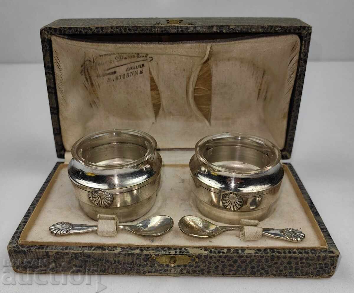 Set de condimente argintat, marcat, pentru sare și piper, cutie