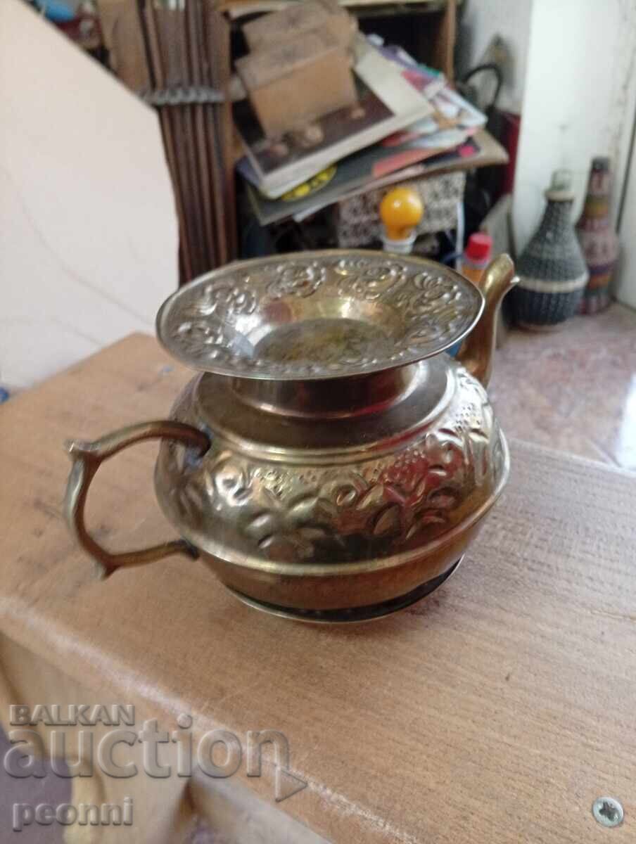 Licitație Fierbător din alamă Licitație Fierbător din alamă