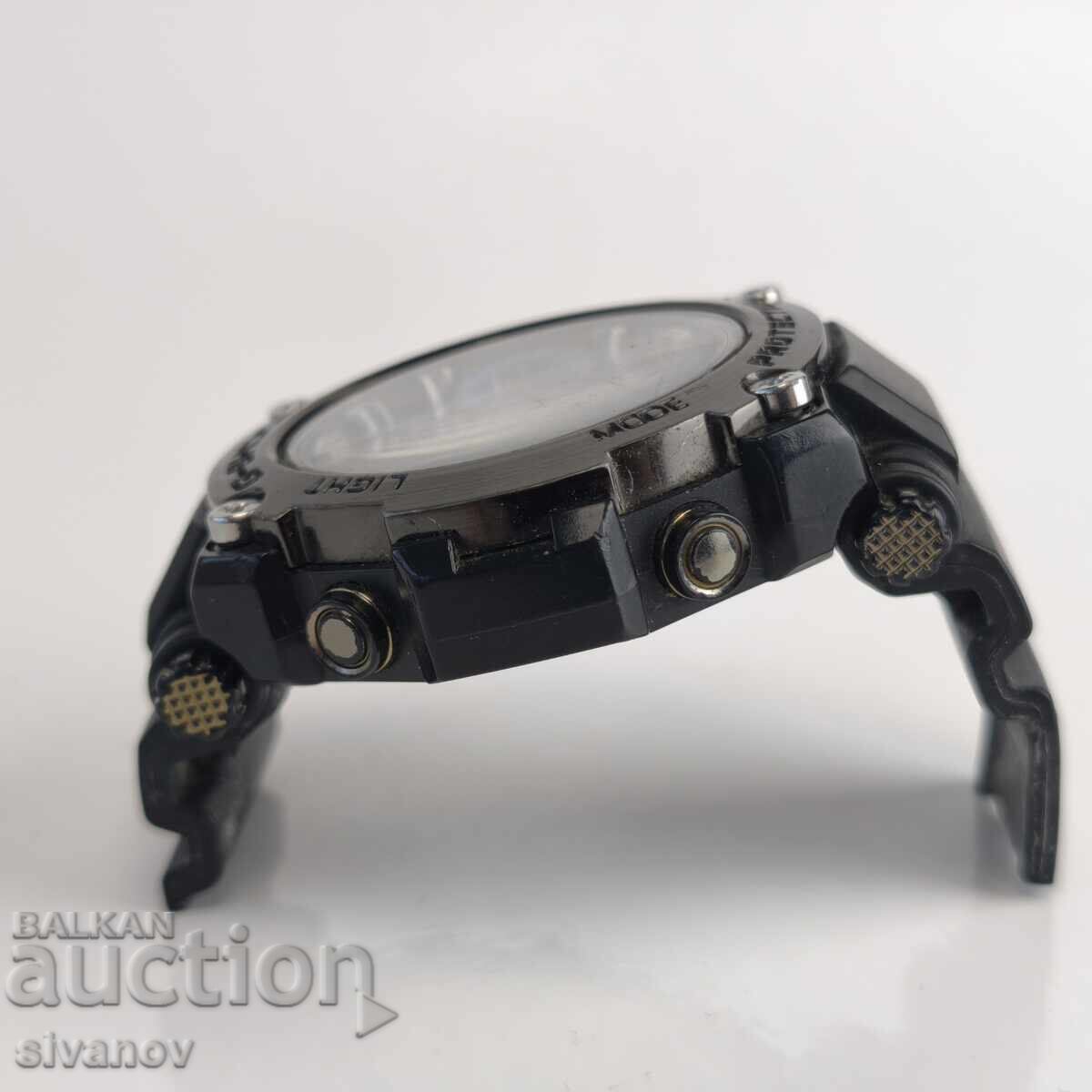 Livrarea Ceas Casio G-SHOCK pentru piese sau reparații #6311 Livrarea Ceas Casio G-SHOCK pentru piese sau reparații #6311