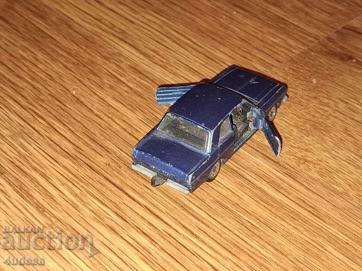 Delivery of Matchbox Bulgaria Ford Cortina №25