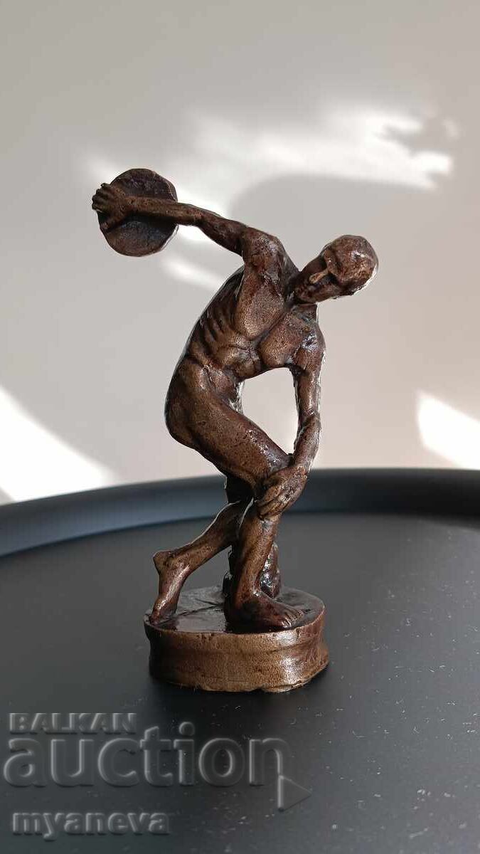 Aruncător de disc sau „Discobolul”, statuetă de bronz - 5