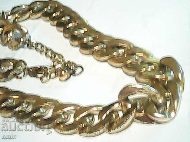 Licitație Colier masiv, placat cu aur frumos